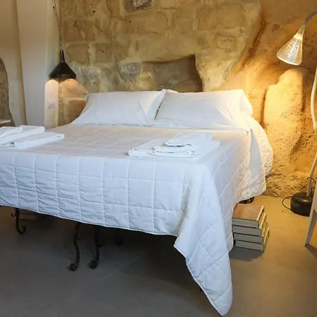 Il Carrubo Residenza Walk&stay 3*