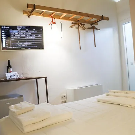 Hotell Il Carrubo Residenza Walk&stay 3*