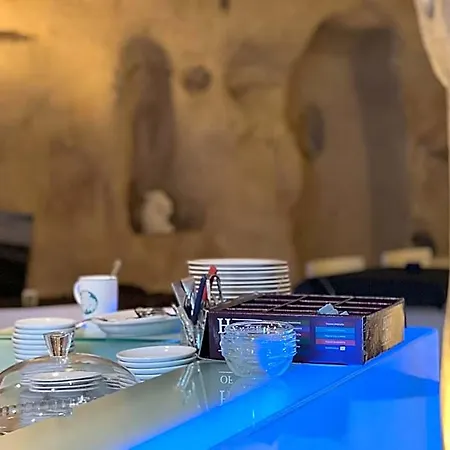 فندق Il Carrubo Residenza Walk&stay ماتيرا