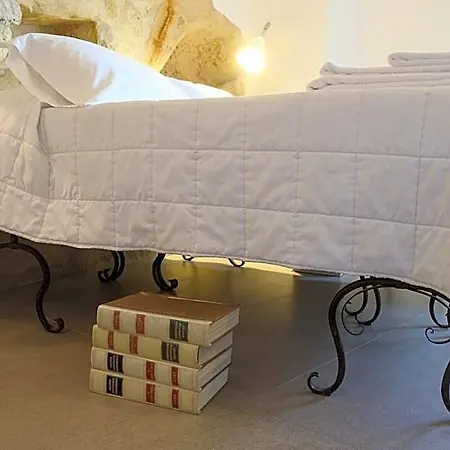 فندق Il Carrubo Residenza Walk&stay 3*