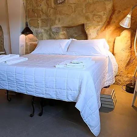 Il Carrubo Residenza Walk&stay فندق 3*